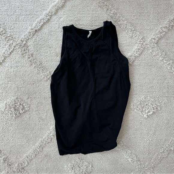 Athleta Tops - Athleta Black Tie Back Workout Tank - Size S